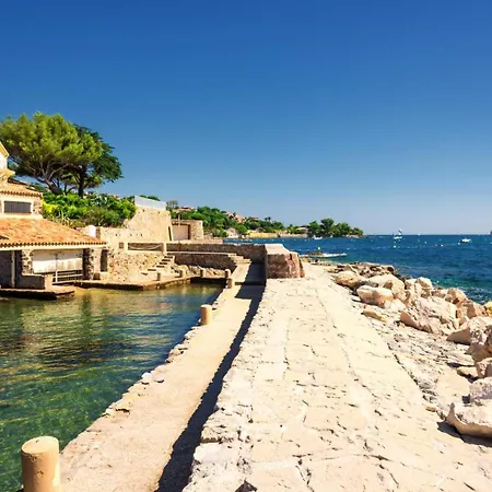 Retraite Romantique A * Сент-Максим